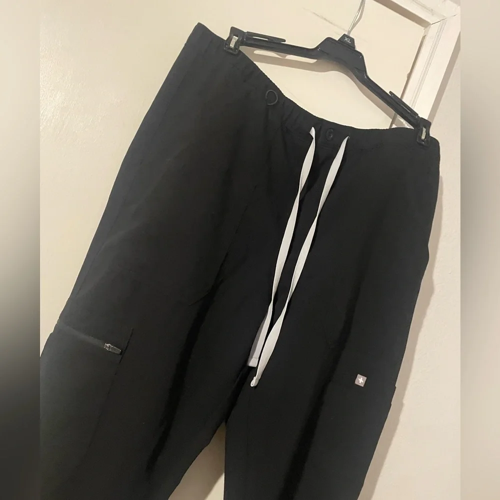 Figs Cairo Cargo Scrub Pants